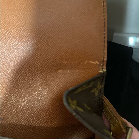 Authentic Vintage Louis Vuitton St Cloud GM Crossbody Bag - Picture 14 of 16